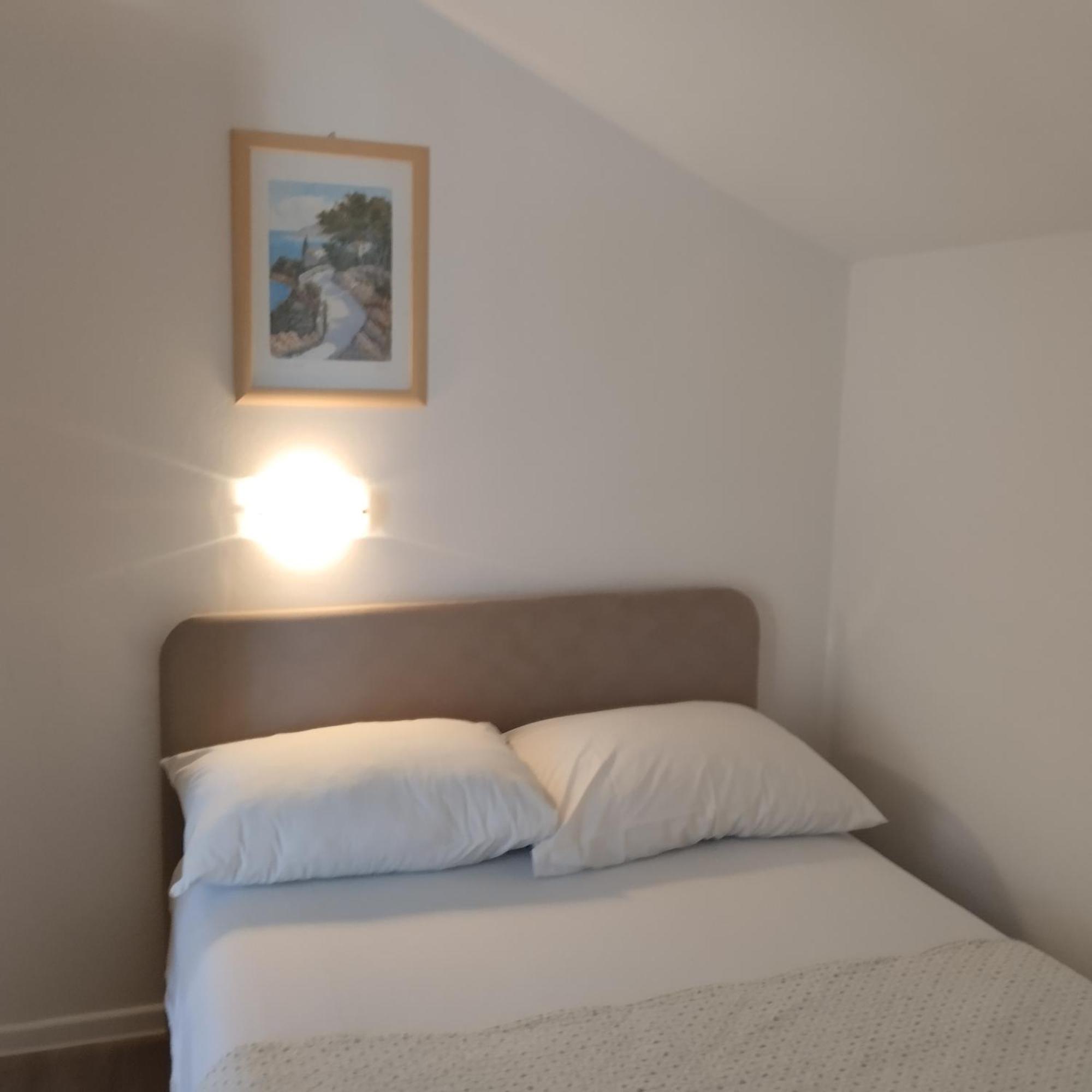 Apartmani Gero Lopar Dış mekan fotoğraf