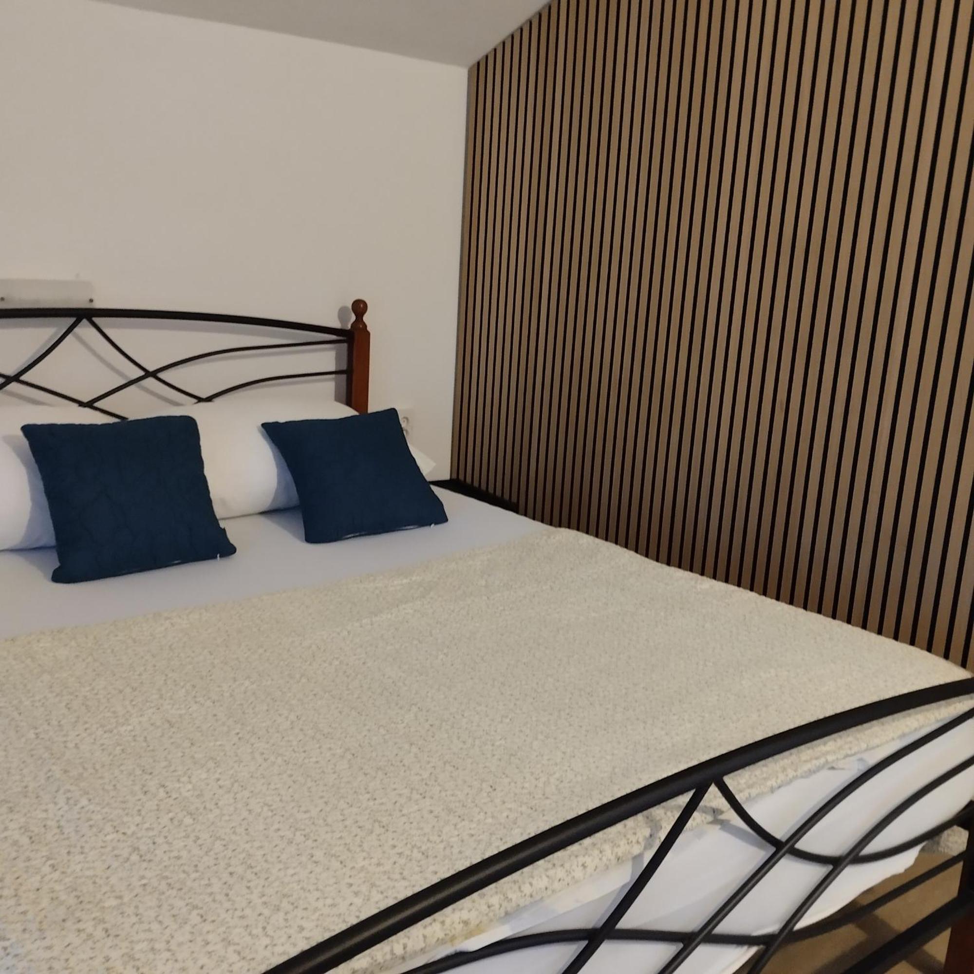 Apartmani Gero Lopar Dış mekan fotoğraf