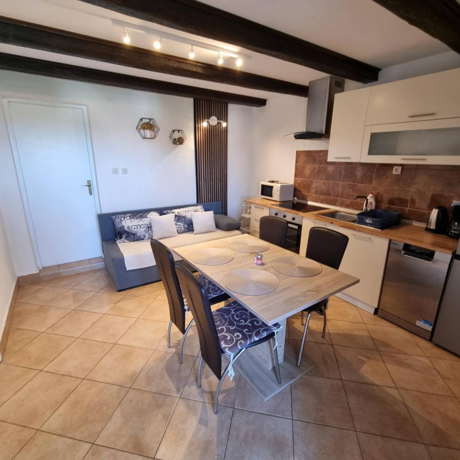 Apartmani Gero Lopar Dış mekan fotoğraf